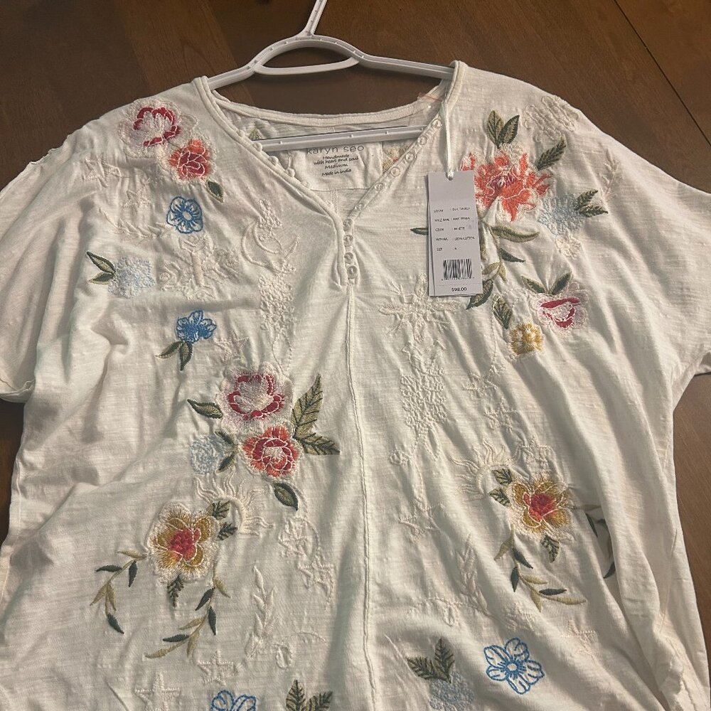 Karyn Seo NWT White Knit Top